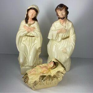 Vintage Small Blow-mold Nativity Set of 3 Tabletop 10.5”